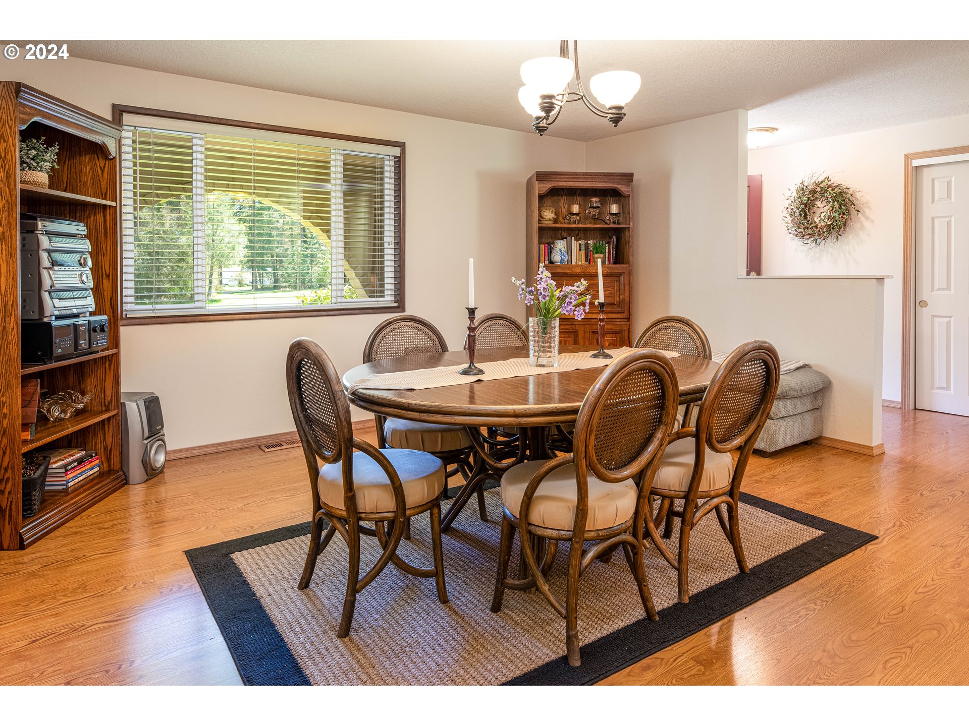 24185 Warthen Road Elmira, OR 97437 - Photo 9 of 31 Gallery Image 9