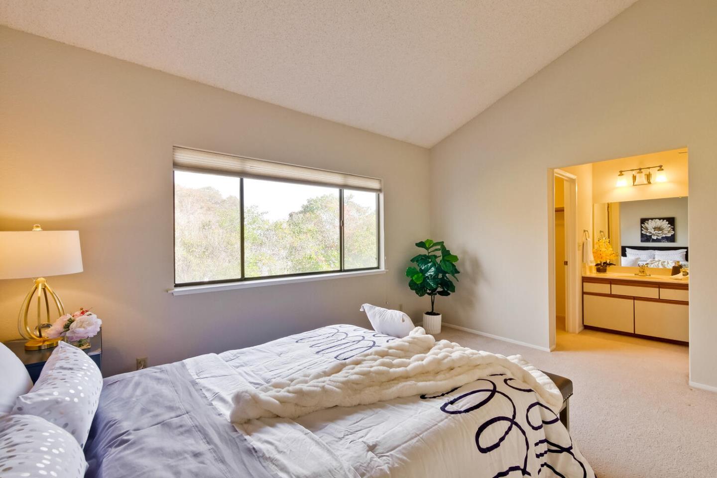 895 Quince Avenue, Unit 12 Santa Clara, CA 95051 - Photo 27 of 39 Gallery Image 27