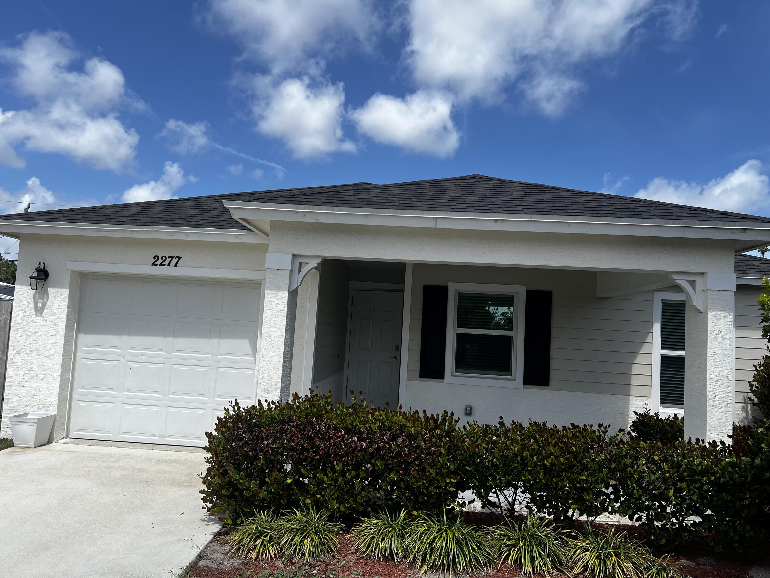 2277 Southeast Monroe Street Stuart, FL 34997 - Photo 2 of 13 IMG_2256
