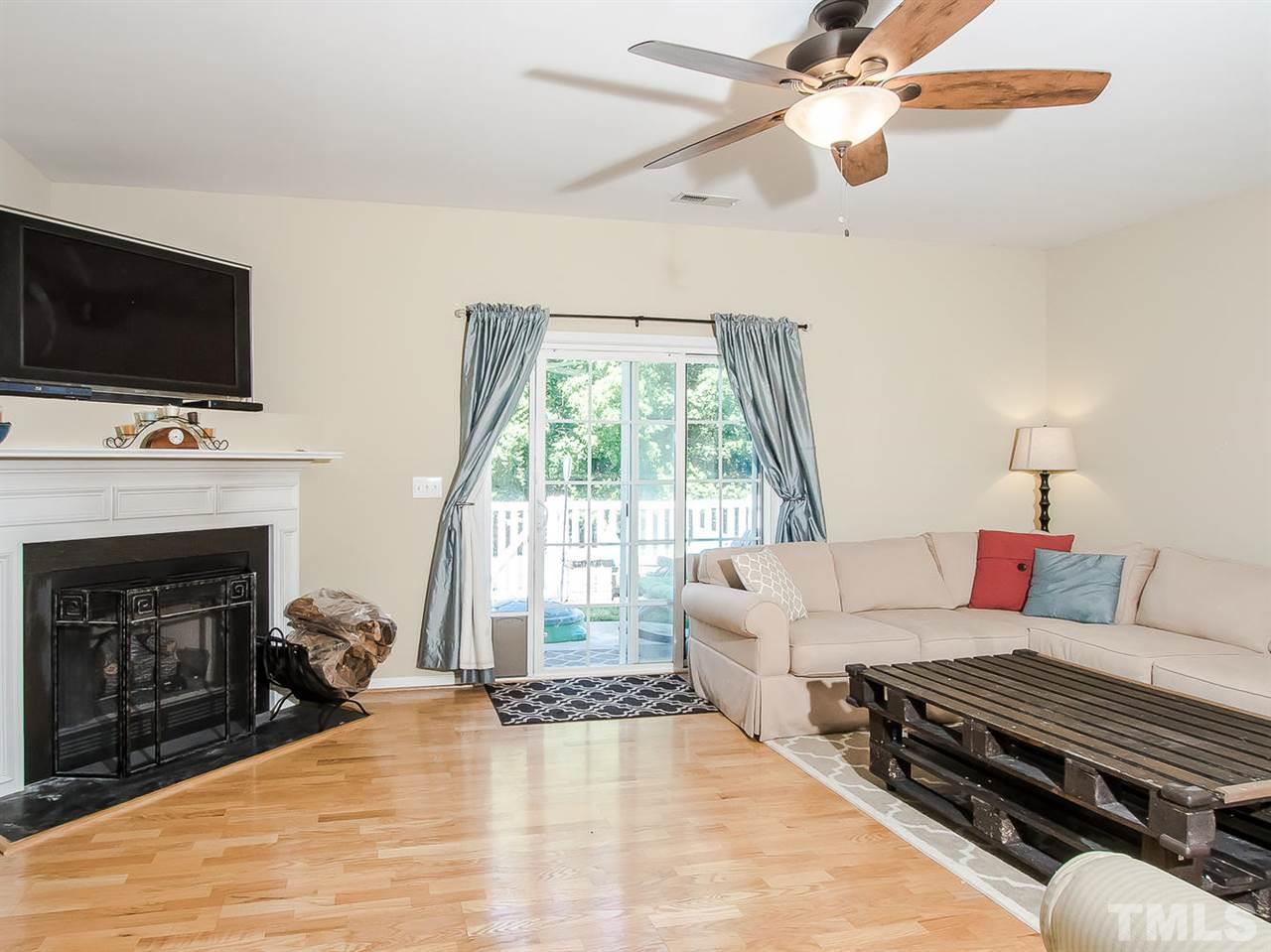 11407 Shadow Elms Lane Raleigh, NC 27614 - Photo 5 of 19 Gallery Image 5