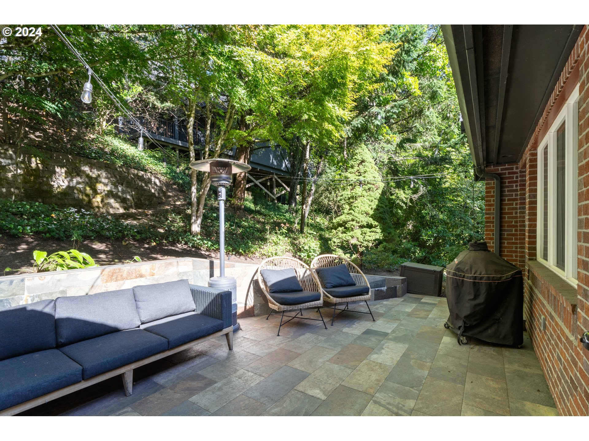 1430 Southwest Highland Road Portland, OR 97221 - Photo 35 of 37 Patio