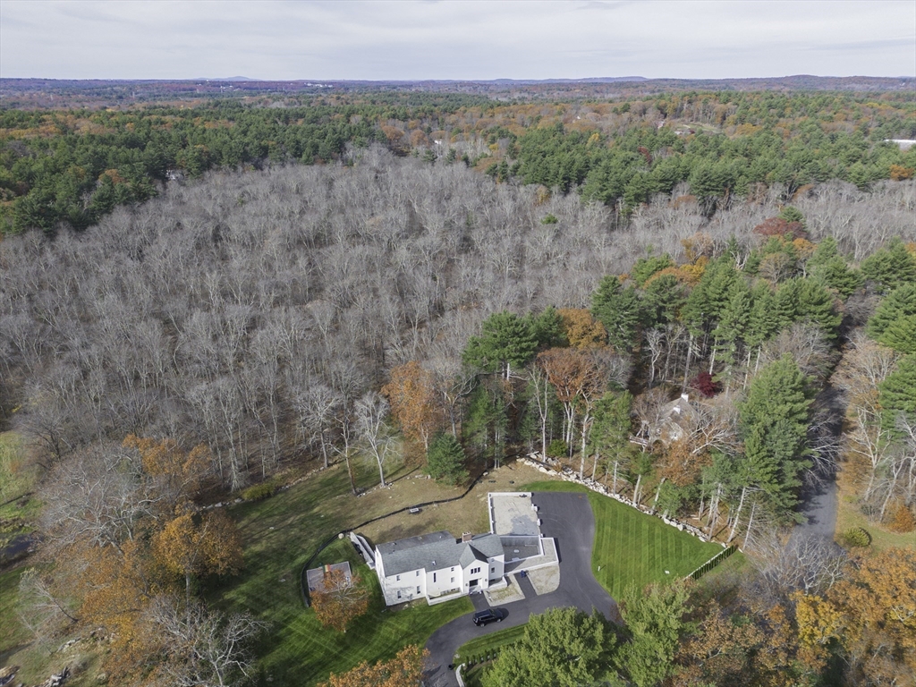 21 Spywood Road Sherborn, MA 01770 - Photo 5 of 42 Gallery Image 5