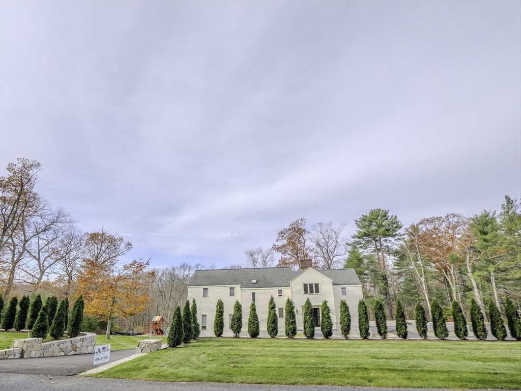 21 Spywood Road Sherborn, MA 01770 - Photo 8 of 42 Gallery Image 8