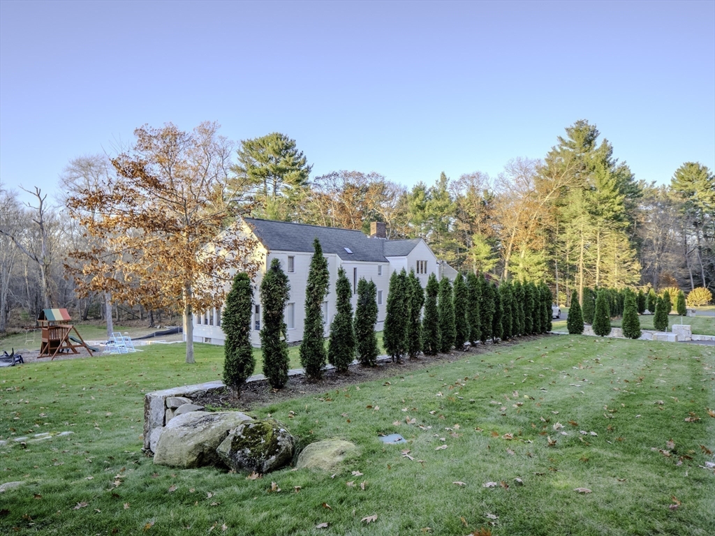 21 Spywood Road Sherborn, MA 01770 - Photo 9 of 42 Gallery Image 9