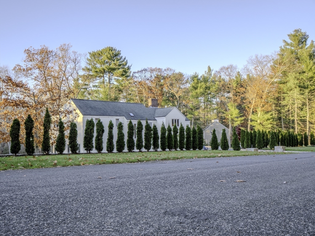 21 Spywood Road Sherborn, MA 01770 - Photo 10 of 42 Gallery Image 10