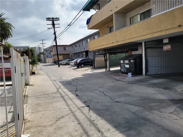 $3,395,000 | 210 South Commonwealth Avenue, Los Angeles, CA 90004