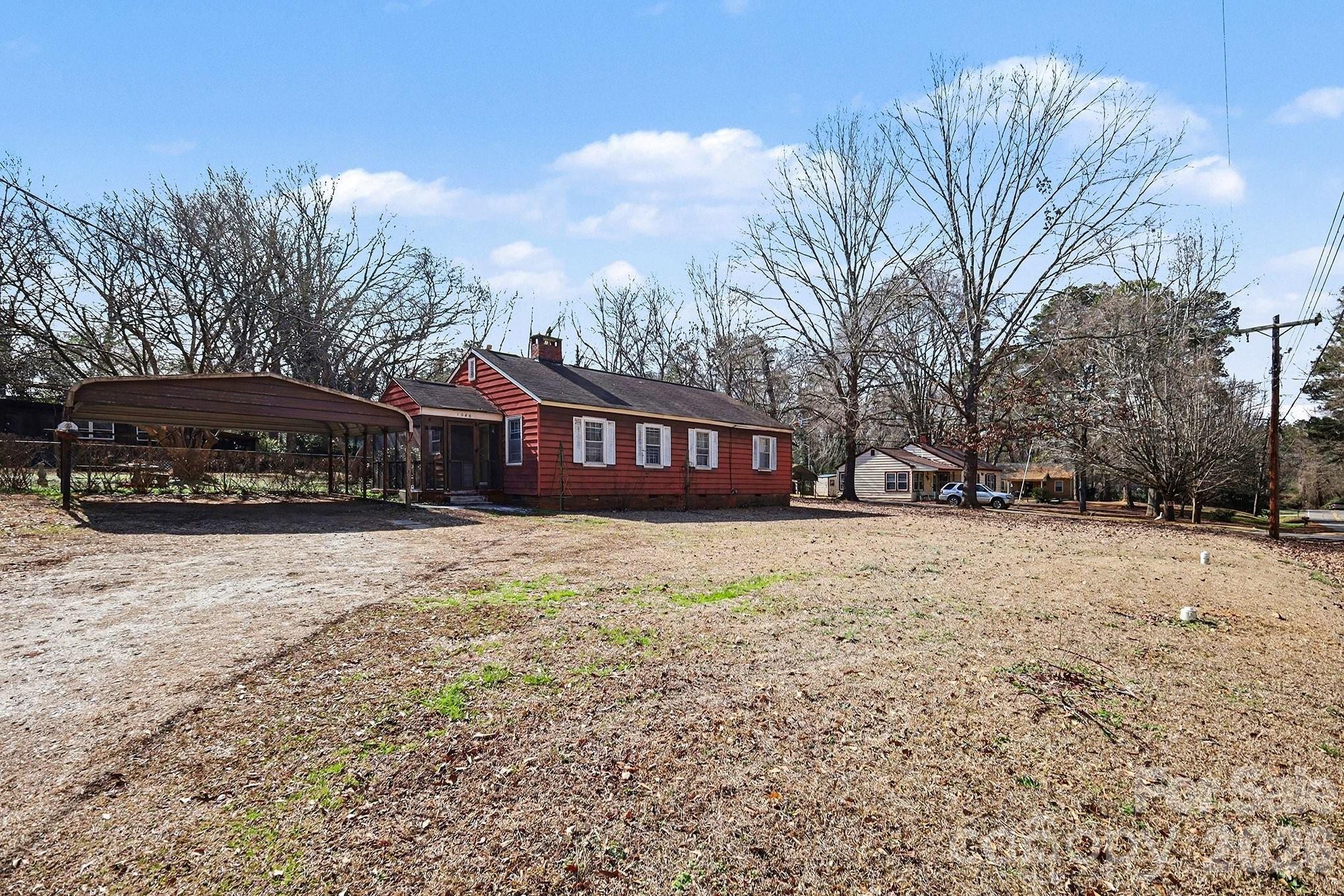1048 Old Thompson Avenue Lancaster, SC 29720 - Photo 3 of 29