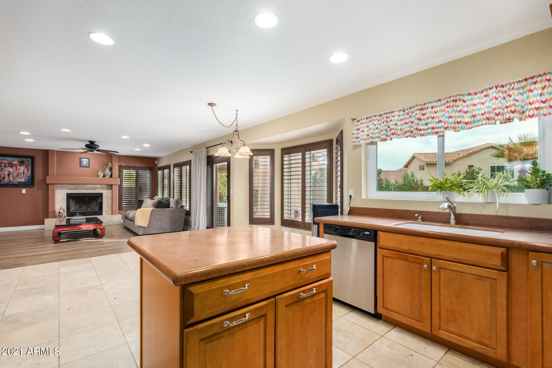2409 East Rockledge Road Phoenix, AZ 85048 - Photo 4 of 62 23-Rockledge