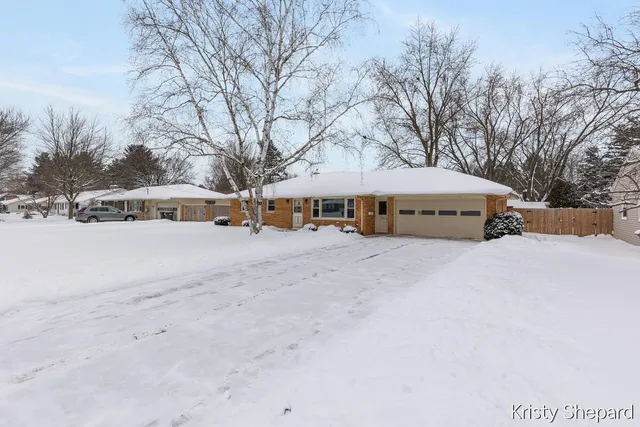 $289,900 | 6348 Westchester Street, Portage, MI 49024