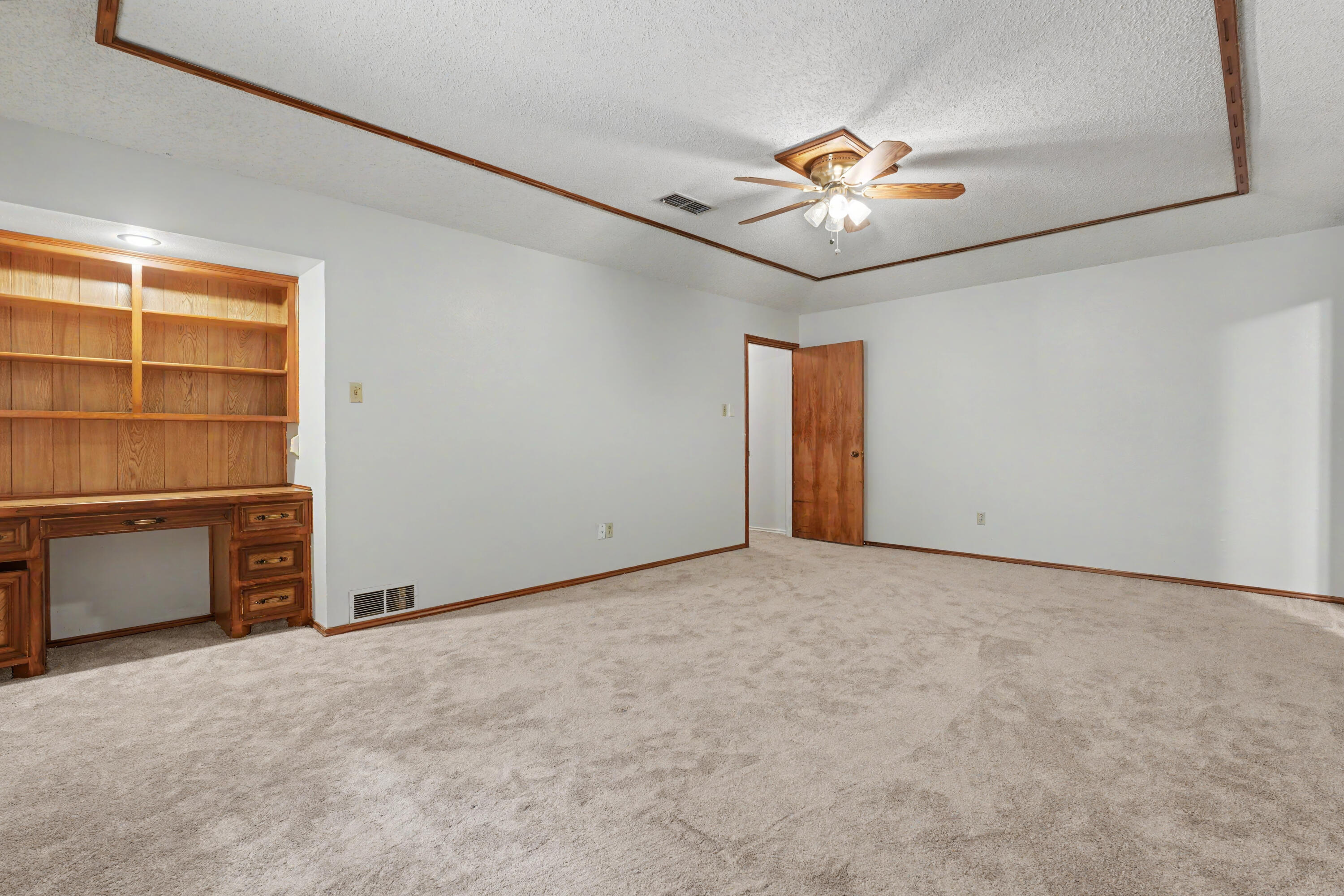 5213 86th Street Lubbock, TX 79424 - Photo 19 of 27 IMG_4096