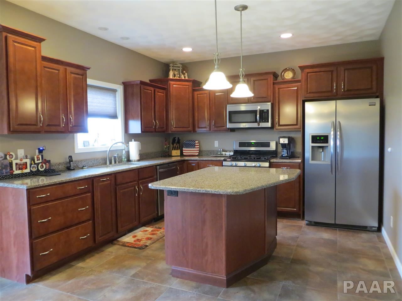 2904 West Singing Woods Road Dunlap, IL 61525 - Photo 8 of 22 Gallery Image 8
