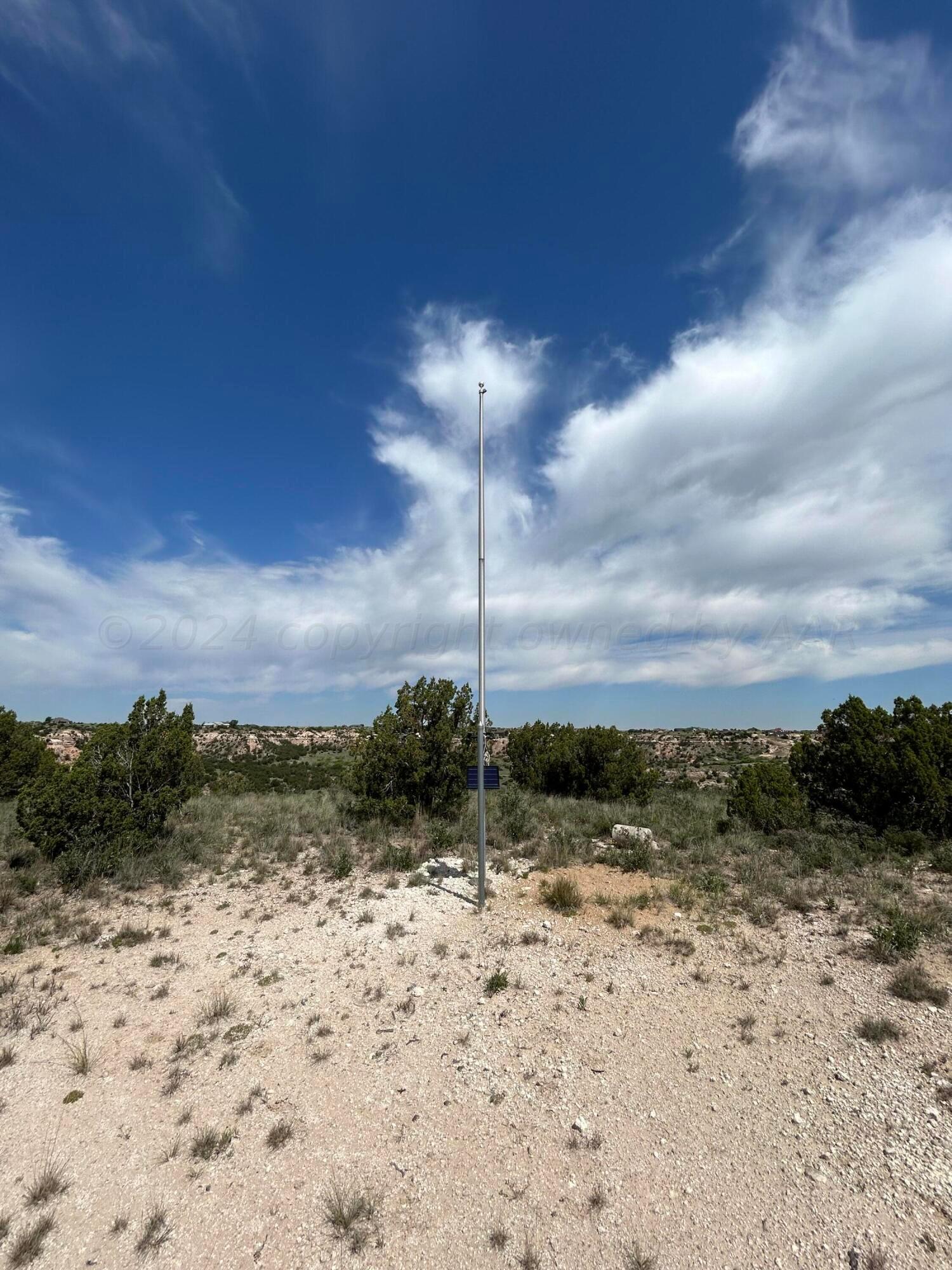 7601 Distant View Drive Amarillo, TX 79118 - Photo 10 of 27 a view of a yard with wooden fence