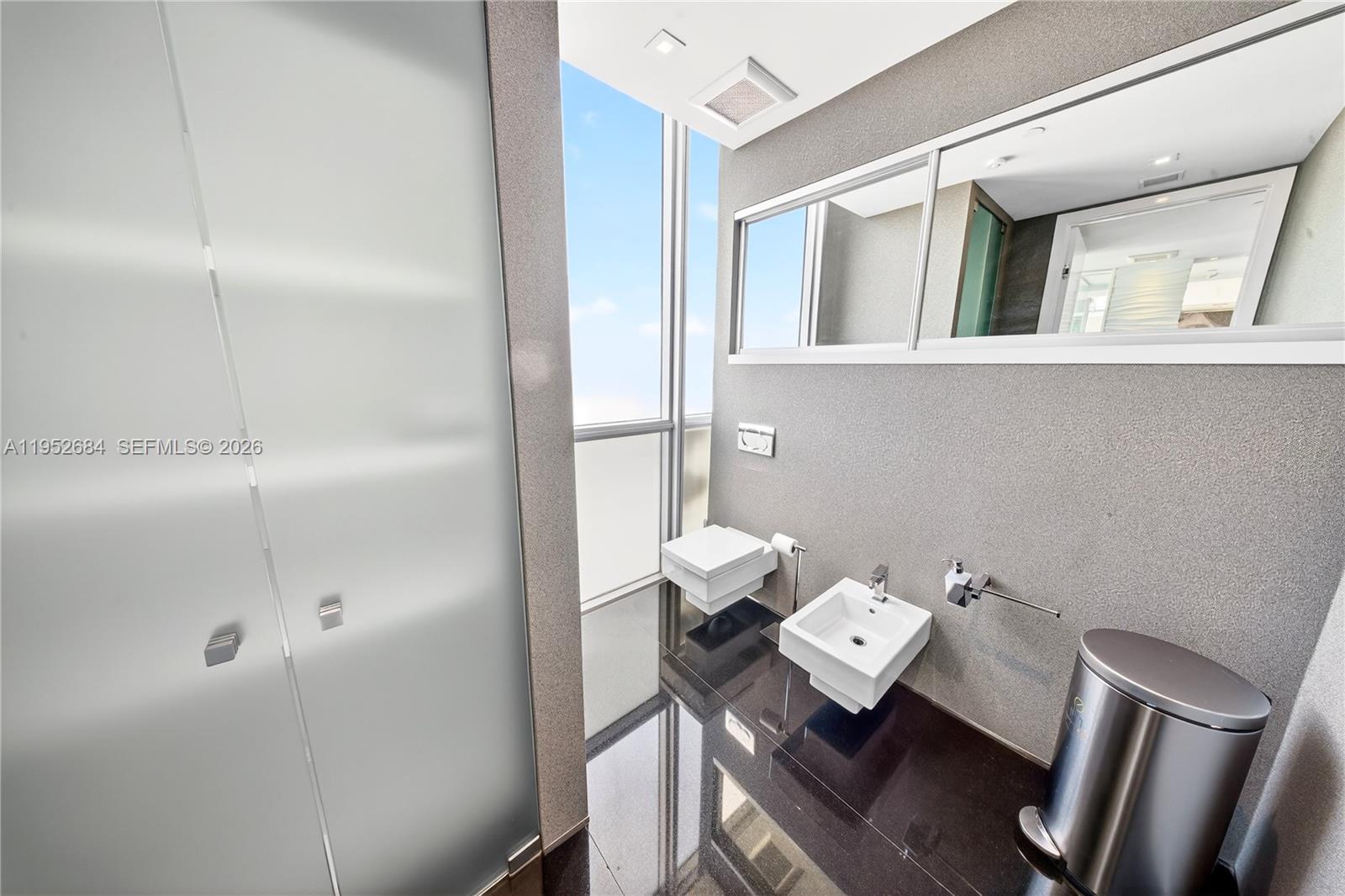 1100 Biscayne Boulevard, Unit 5306 Miami, FL 33132 - Photo 24 of 77