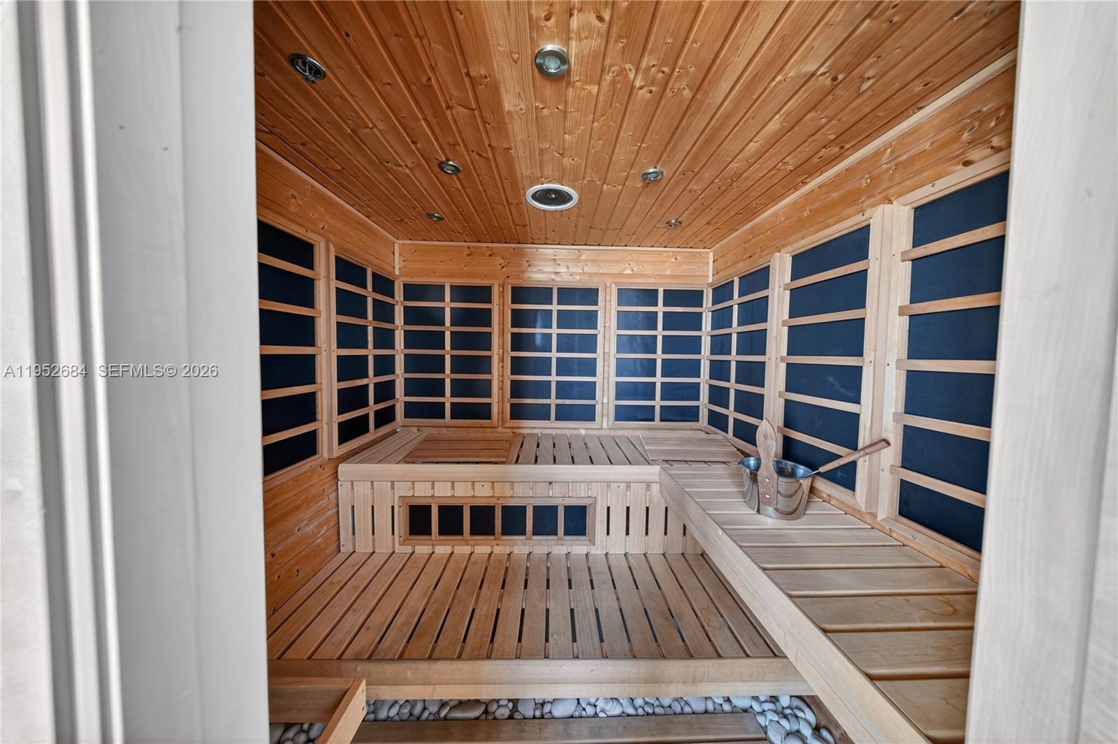 1100 Biscayne Boulevard, Unit 5306 Miami, FL 33132 - Photo 25 of 77