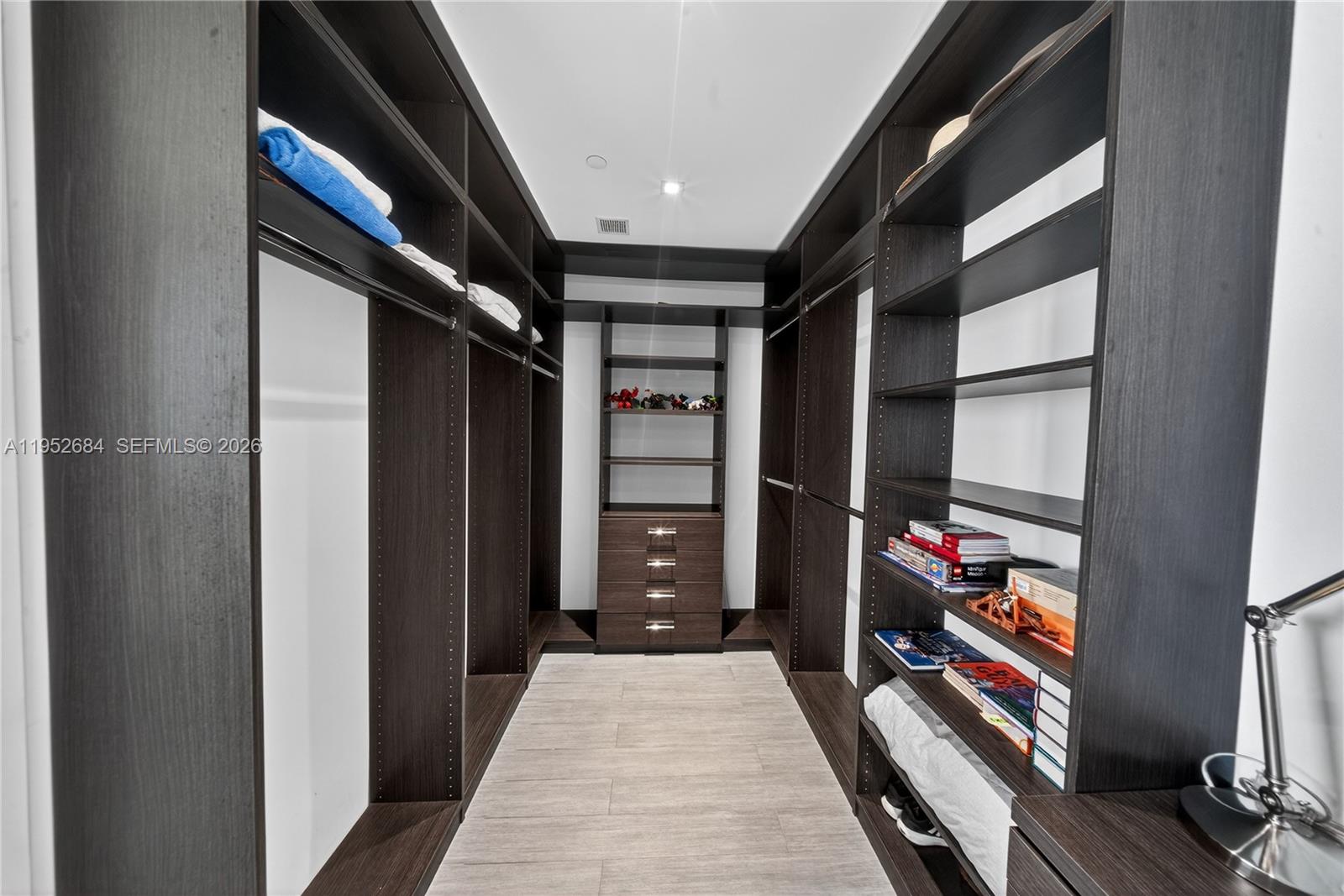 1100 Biscayne Boulevard, Unit 5306 Miami, FL 33132 - Photo 33 of 77