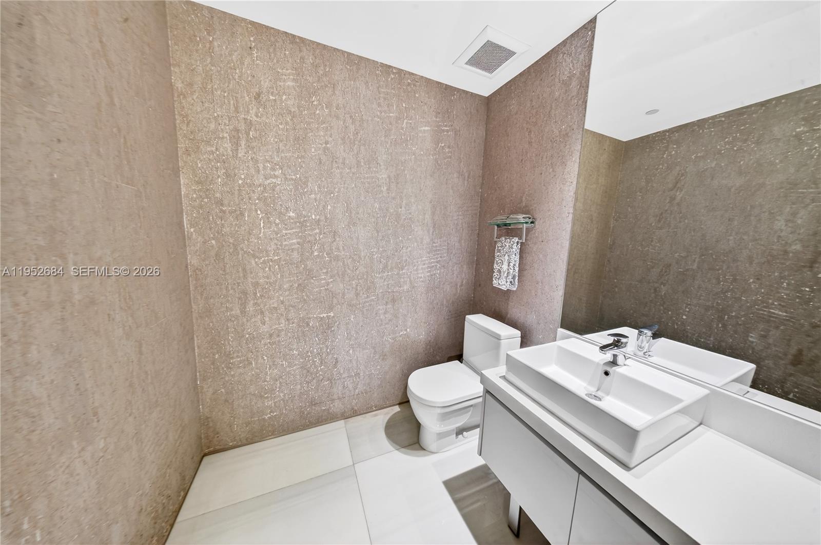 1100 Biscayne Boulevard, Unit 5306 Miami, FL 33132 - Photo 35 of 77