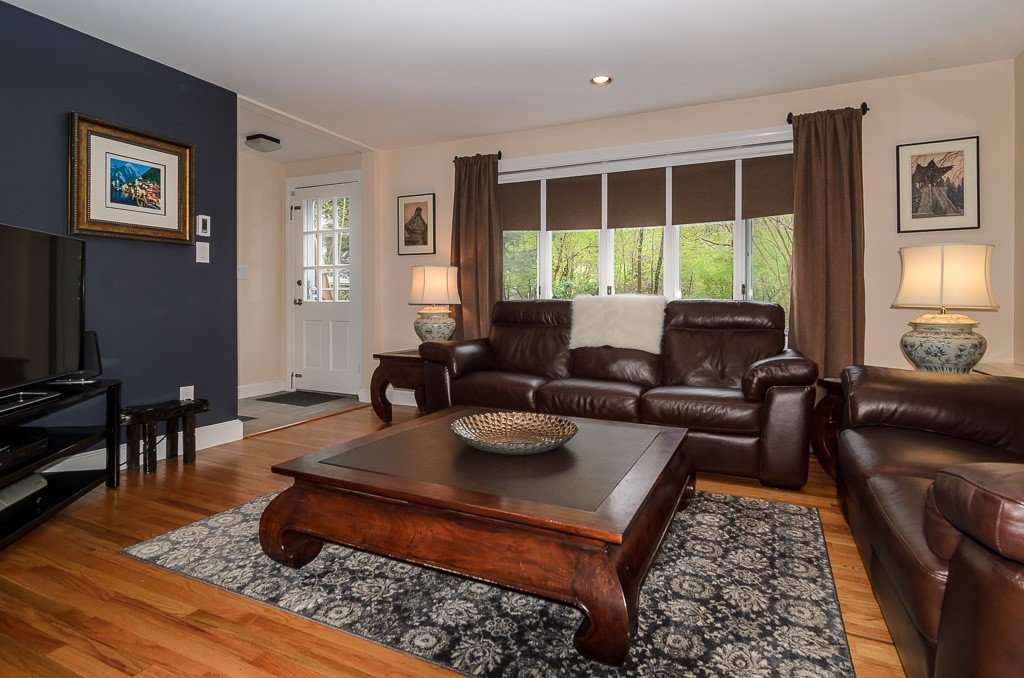 70 Glen Road Wellesley, MA 02481 - Photo 8 of 17