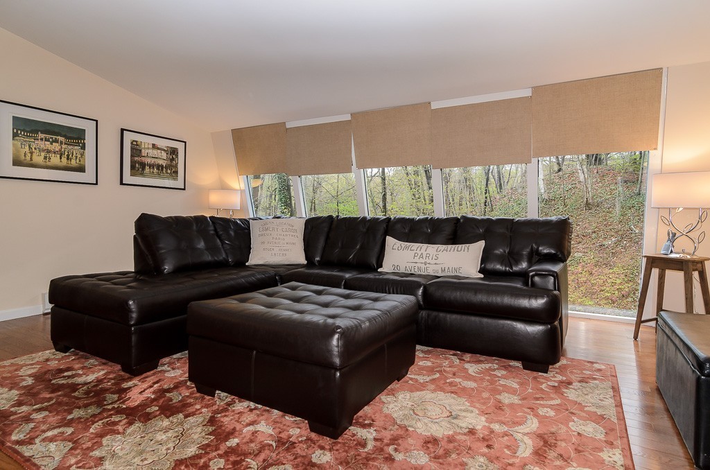 70 Glen Road Wellesley, MA 02481 - Photo 9 of 17