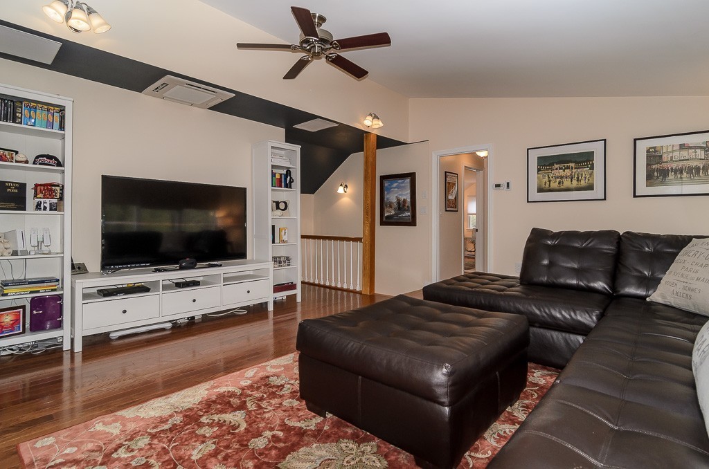 70 Glen Road Wellesley, MA 02481 - Photo 10 of 17