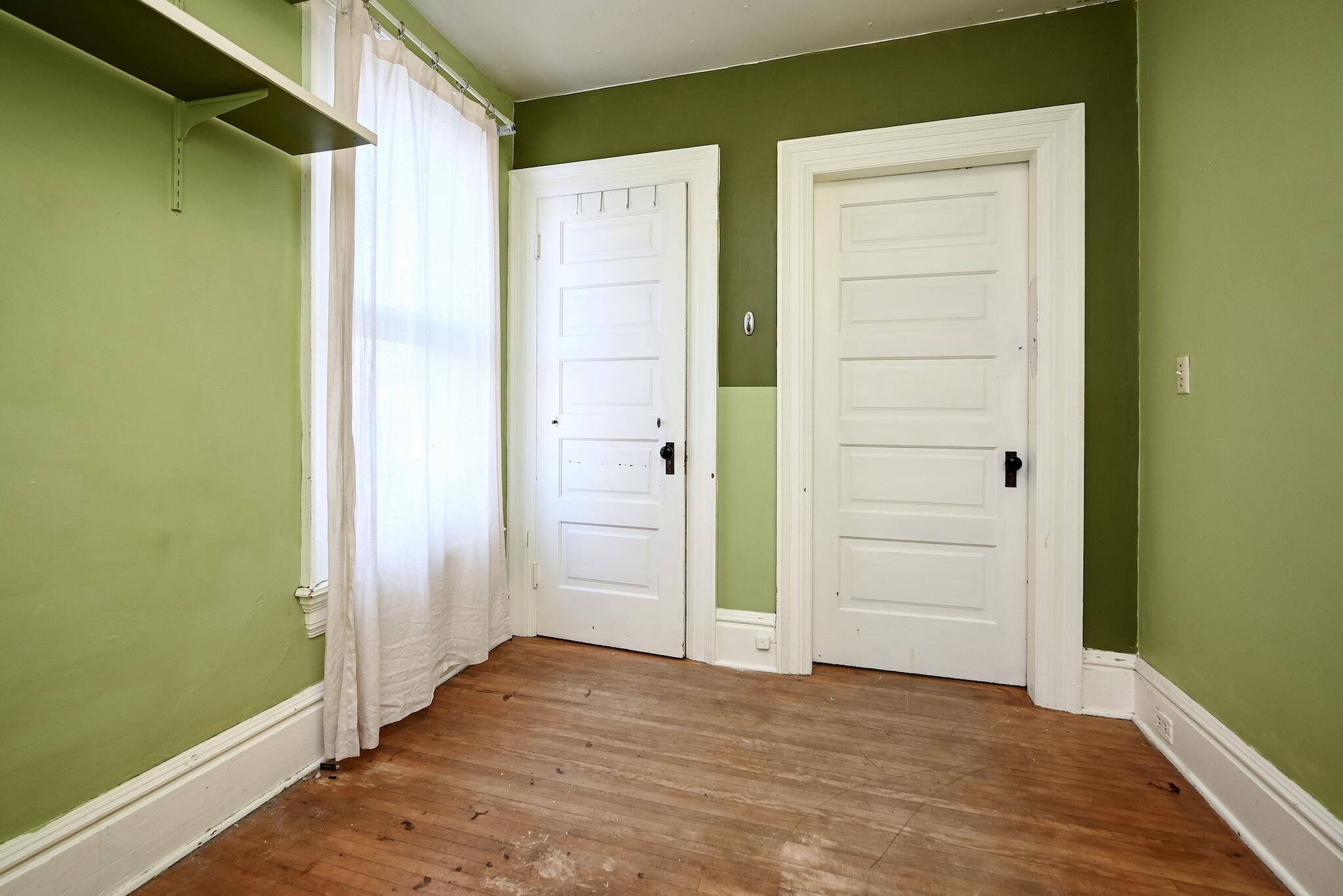 418 Wilson Street Winona, MN 55987 - Photo 20 of 33 20 UL Bedroom Two II