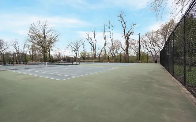 $350,000 | 5900 Arlington Avenue, Unit 8X | North Riverdale