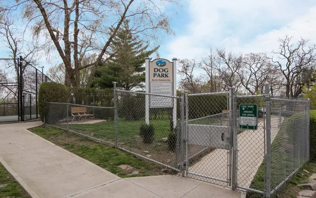 $350,000 | 5900 Arlington Avenue, Unit 8X | North Riverdale