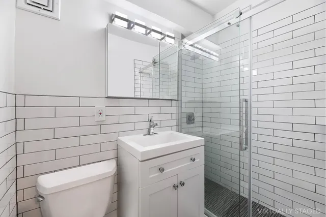 $350,000 | 5900 Arlington Avenue, Unit 8X | North Riverdale