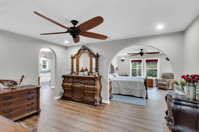 $1,600,000 | 490 James Road, Ferris, TX 75125