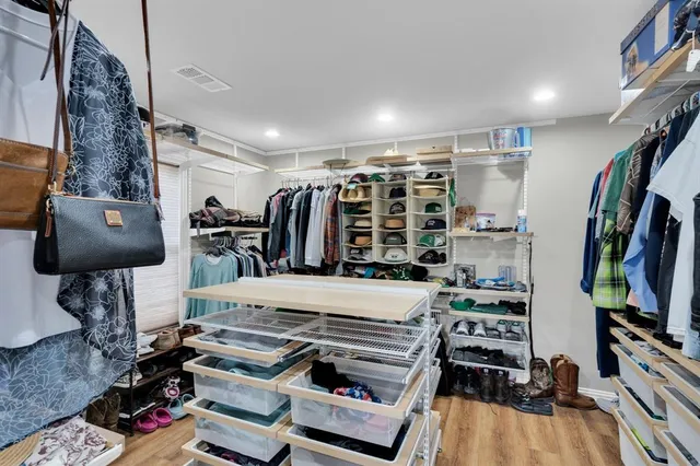 $1,600,000 | 490 James Road, Ferris, TX 75125