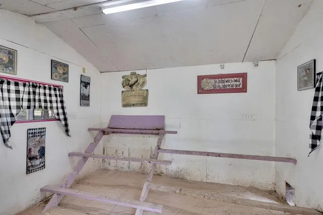 $1,600,000 | 490 James Road, Ferris, TX 75125