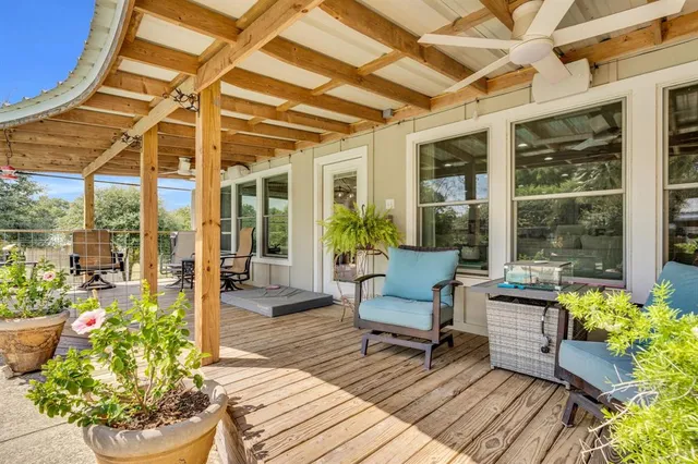 $1,600,000 | 490 James Road, Ferris, TX 75125