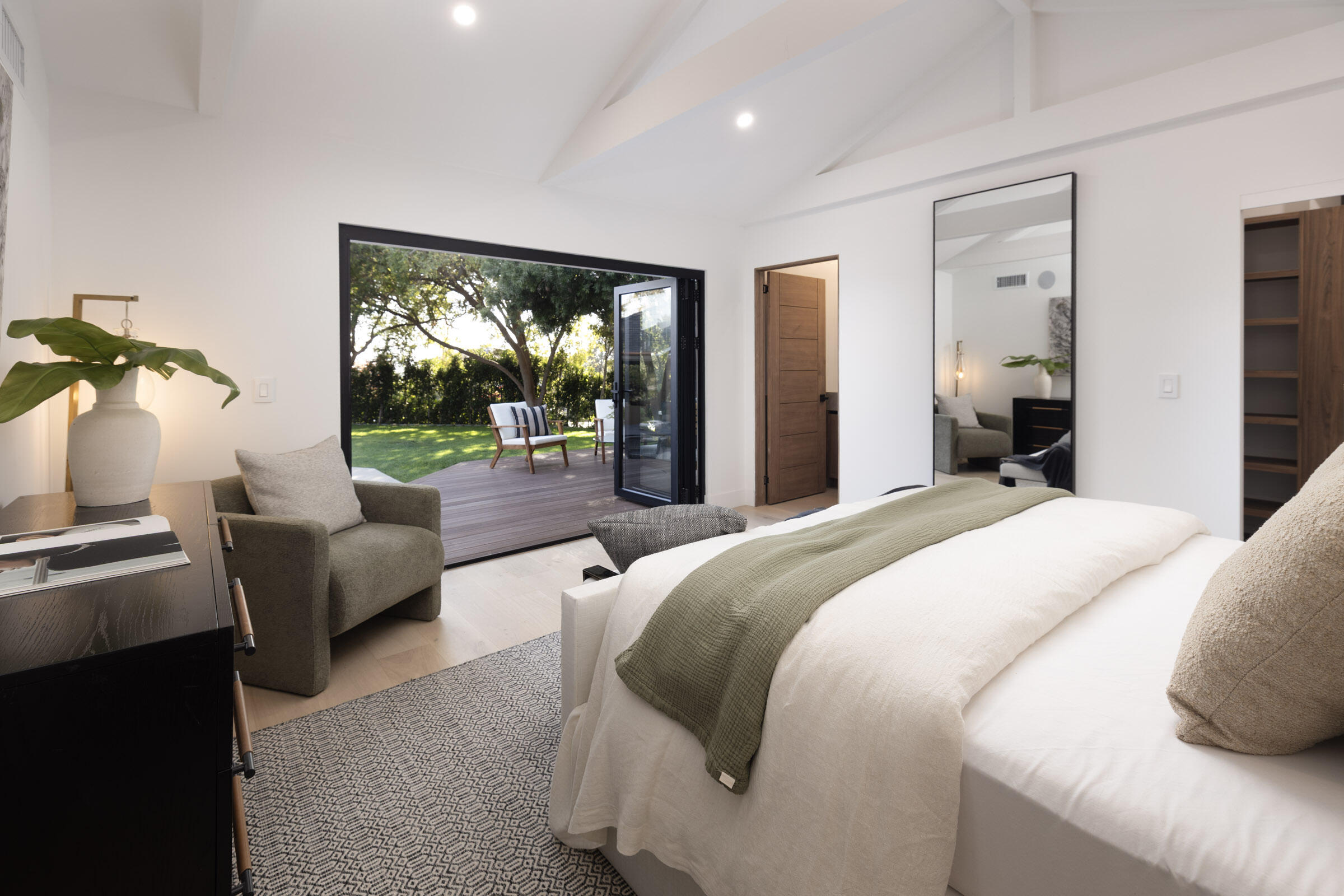 777 North Ontare Road Santa Barbara, CA 93105 - Photo 31 of 43 777 N Ontare_0058