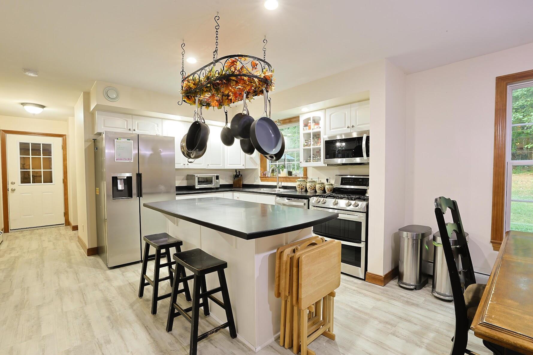 357 Kelley Road Hermon, ME 04401 - Photo 16 of 65 Kitchen