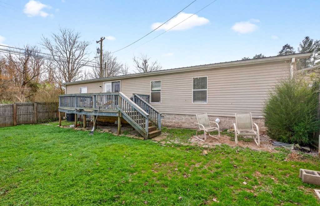 71 Quarry Street Sparta, TN 38583 - Photo 2 of 12