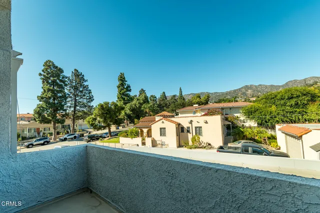 $3,300 | 2143 Montrose Avenue, Unit 311, Montrose, CA 91020