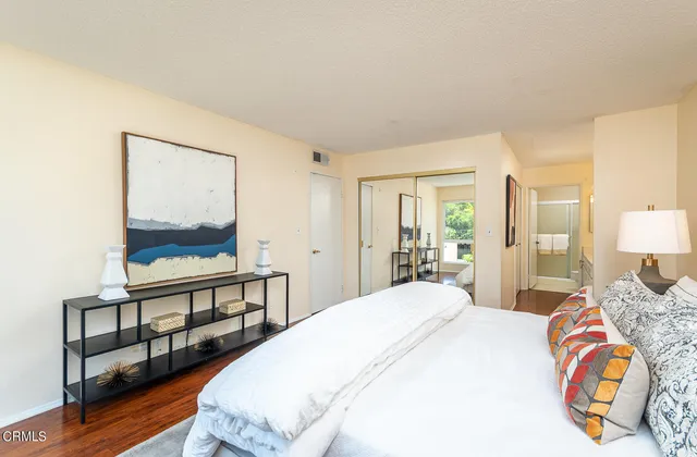 $3,300 | 2143 Montrose Avenue, Unit 311, Montrose, CA 91020