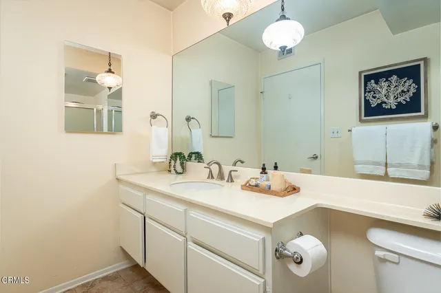 $3,300 | 2143 Montrose Avenue, Unit 311, Montrose, CA 91020