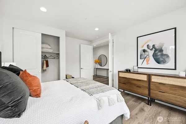 $1,499,950 | 19512 81st Place Northeast, Unit 4, Kenmore, WA 98028
