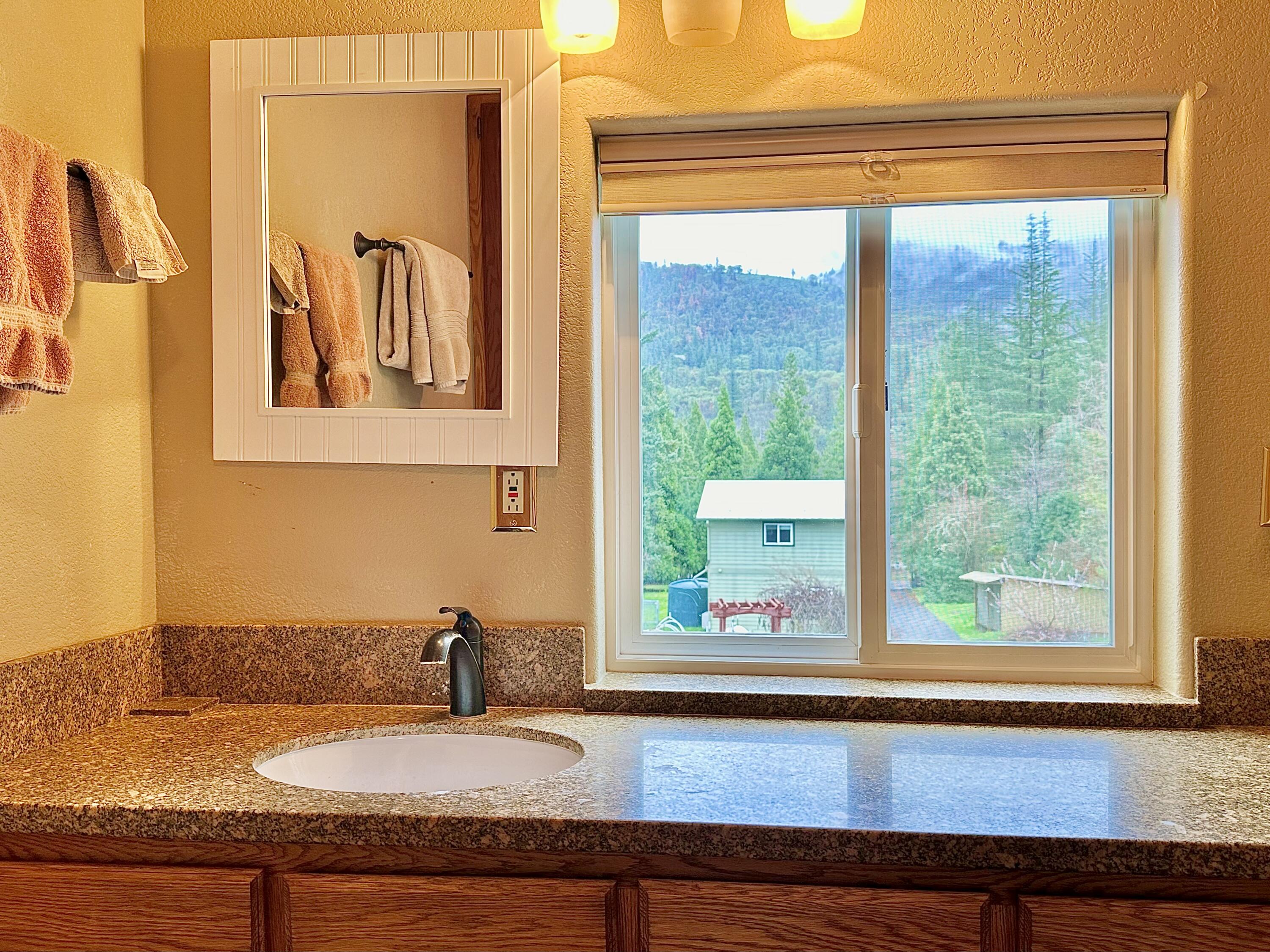 8548 Wagner Creek Road Talent, OR 97540 - Photo 49 of 100 32. bath 2