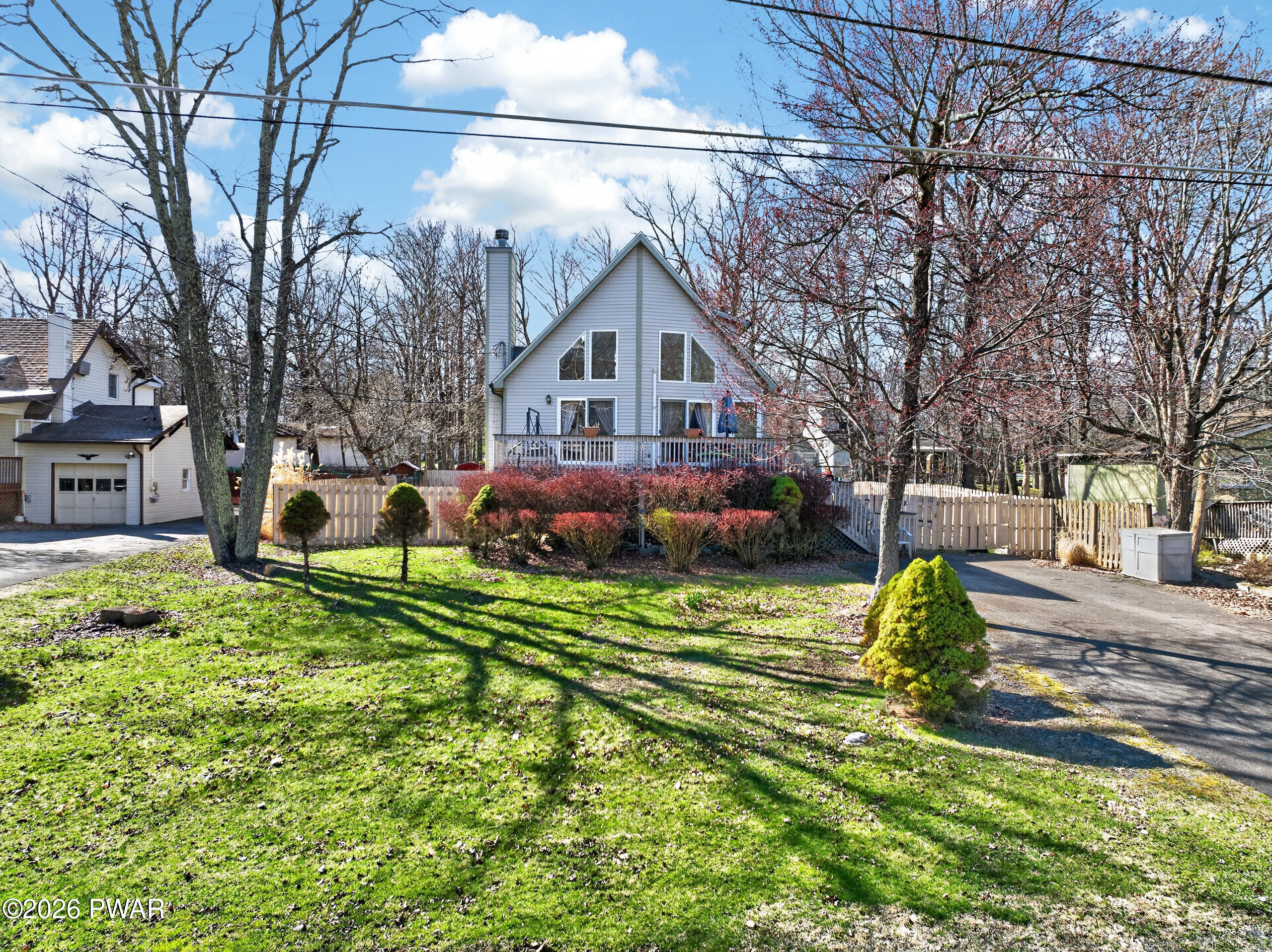 155 Skyview Road Dingmans Ferry, PA 18328 - Photo 2 of 28