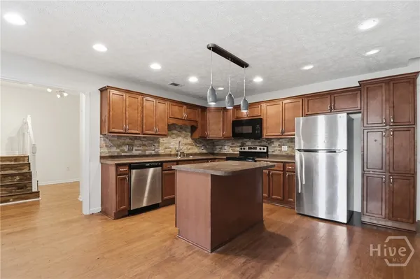 $2,500 | 375 Pine Needle Drive, Ellabell, GA 31308