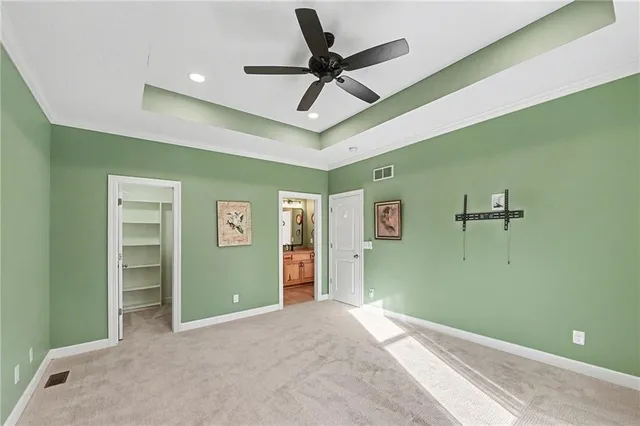 $299,999 | 1020 Southwest Red Oaks Place, Topeka, KS 66615