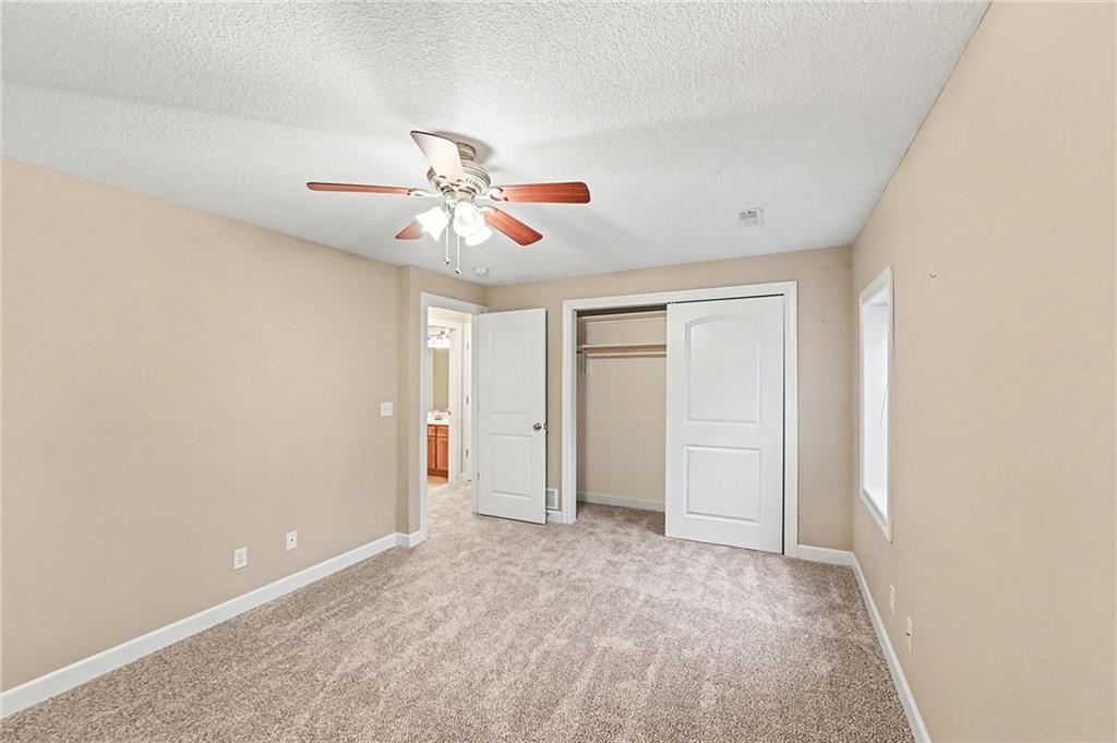 1020 Southwest Red Oaks Place Topeka, KS 66615 - Photo 21 of 35