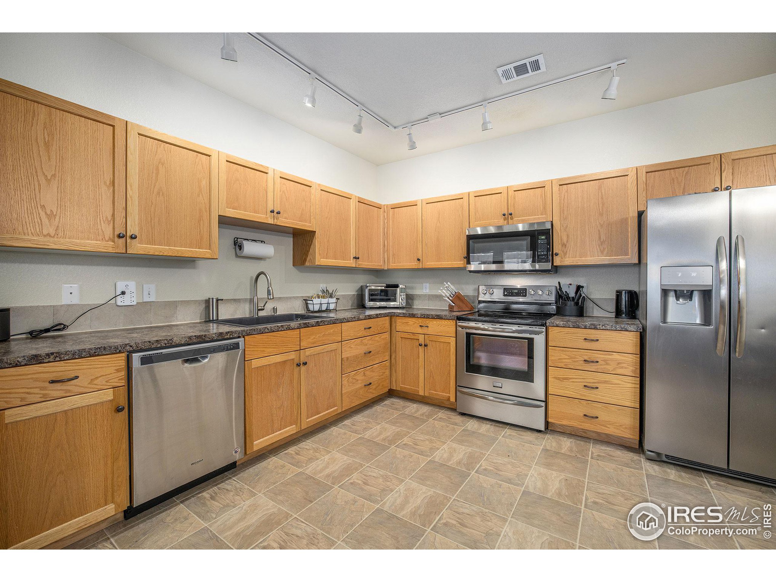 4672 West 20th Street Road, Unit 925 Greeley, CO 80634 - Photo 8 of 21