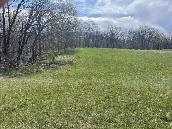 $200,000 | 5480 State Route, Unit RURAL, Higbee, MO 65257