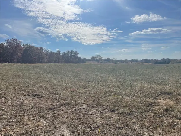 $200,000 | 5480 State Route, Unit RURAL, Higbee, MO 65257