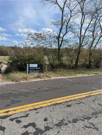 $200,000 | 5480 State Route, Unit RURAL, Higbee, MO 65257