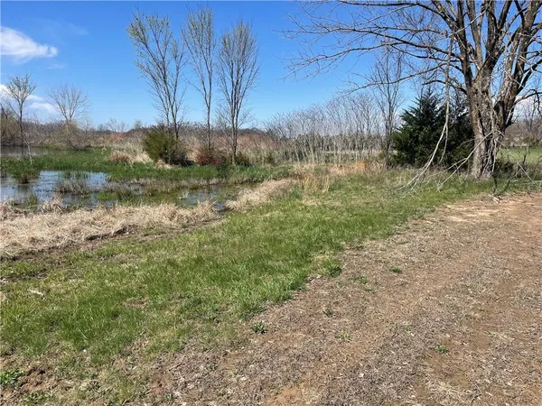 $200,000 | 5480 State Route, Unit RURAL, Higbee, MO 65257