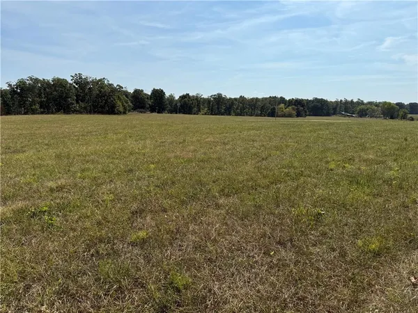 $200,000 | 5480 State Route, Unit RURAL, Higbee, MO 65257