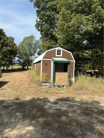 $200,000 | 5480 State Route, Unit RURAL, Higbee, MO 65257